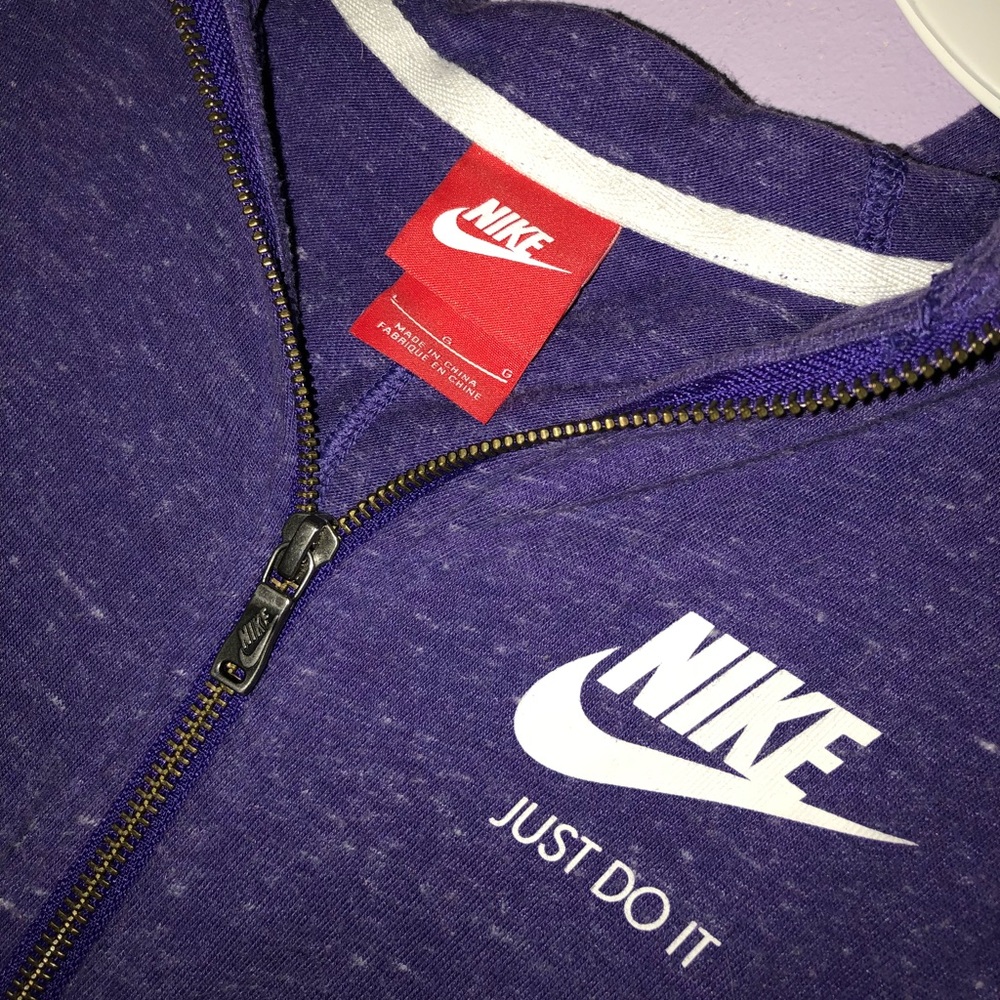 Nike sweater